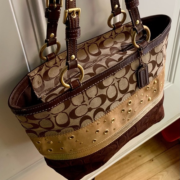 Coach - Picture 2 of 2